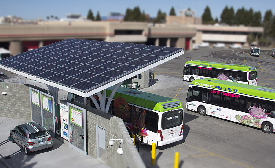 Fuel Cell Electric Buses at AC Transit station