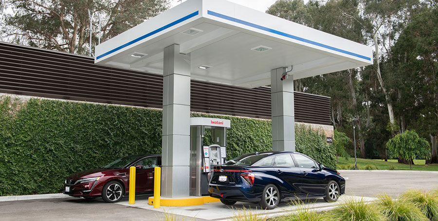 San Ramon Iwatani hydrogen station with Toyota Mirai and Honda Clarity Fuel Cell